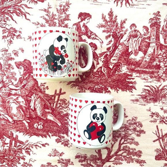 ❤️🐼 VINTAGE 80s HEARTS & PANDAS COFFEE CUPS 🐼❤️ - Picture 1 of 4